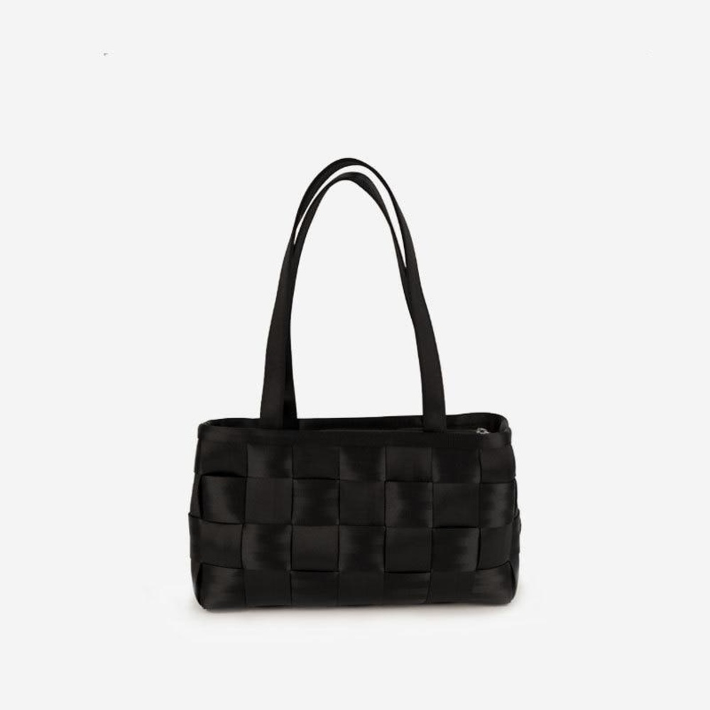 SOLD Genuine Harvey’s black seatbelt purse